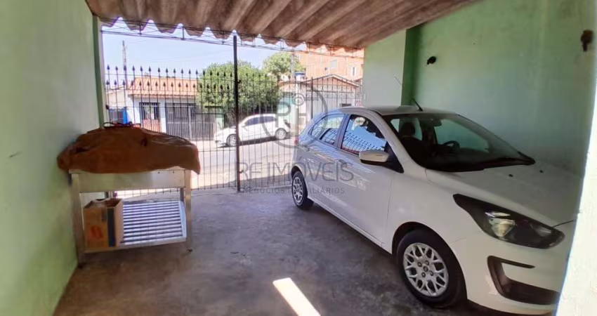 Casa para Venda em Piracicaba, Loteamento Kobayat Líbano, 3 dormitórios, 1 suíte, 3 banheiros, 2 vagas