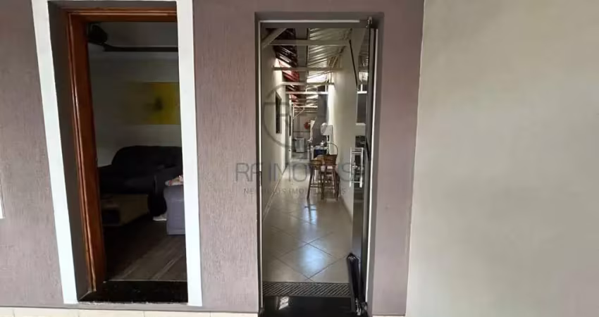 Casa para Venda em Piracicaba, Água Branca, 2 dormitórios, 1 banheiro, 2 vagas