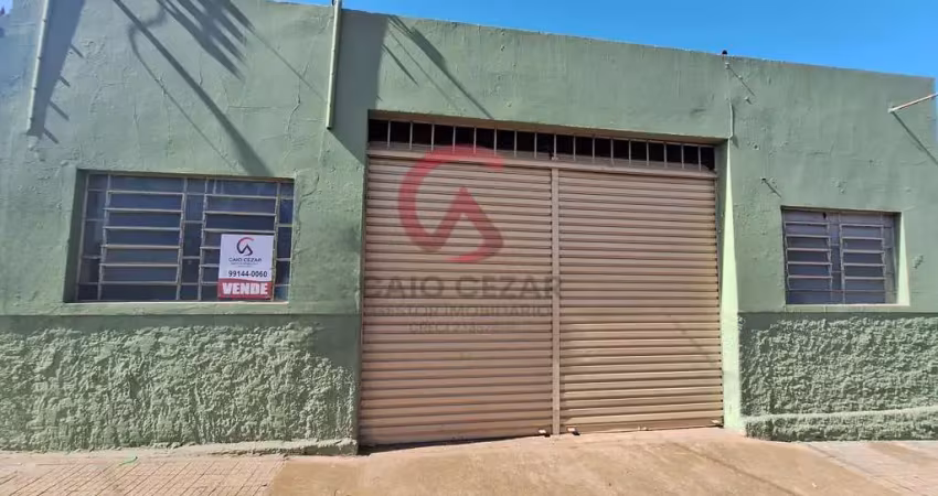 Barracão para venda em barretos, centro, 2 banheiros
