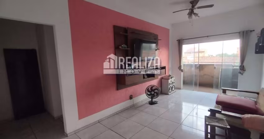Sobrado à venda com 3 andares, 3 dormitórios e cômodo comercial no Jardim Elza Amuí I, Uberaba