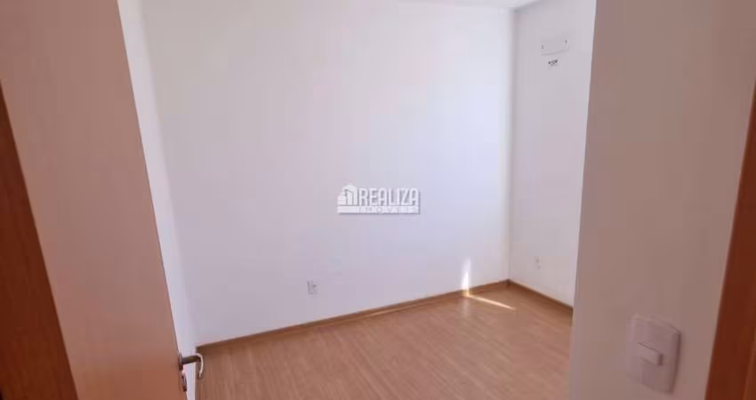 Apartamento com 2 dormitórios no Bairro Recreio dos Bandeirantes, Uberaba