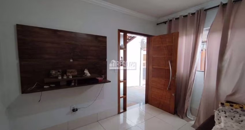 Casa com 3 dormitórios e suíte no bairro Beija-Flor em Uberaba