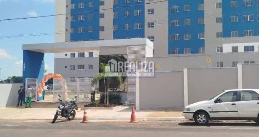 Apartamento para alugar no Condomínio Park Novo Horizonte, bairro Paraíso, Uberaba: 2 dormitórios, piscina e portaria 24hrs.