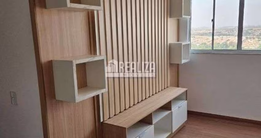 Apartamento à venda no Condomínio Park Primavera, Uberaba: 2 dormitórios e área de lazer