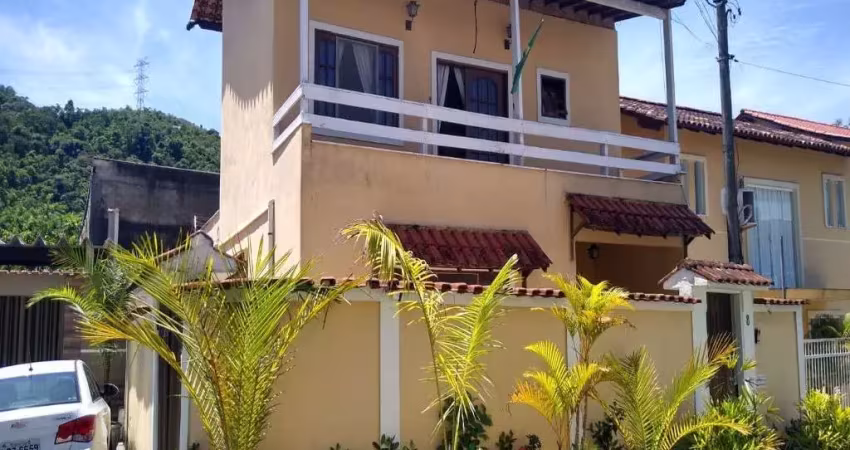 Casa em condomínio fechado com 3 quartos à venda na Taquara, Rio de Janeiro 