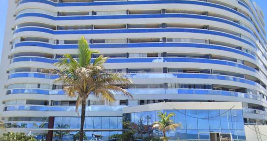 Lindo apartamento no Salvador Suítes- prédio em frente ao mar