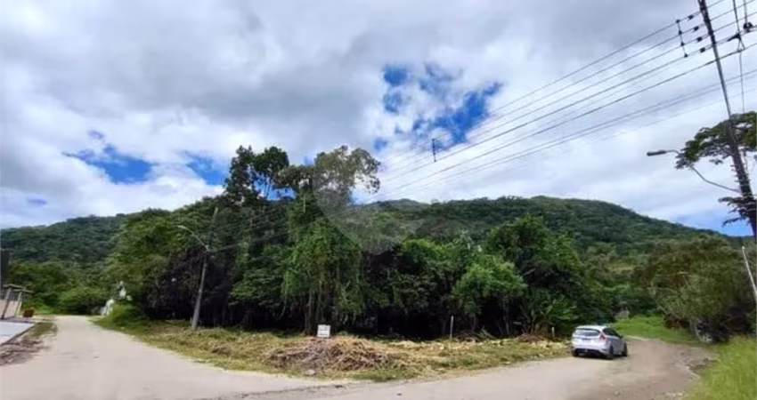 Terreno à venda em Mar Verde Ii - SP