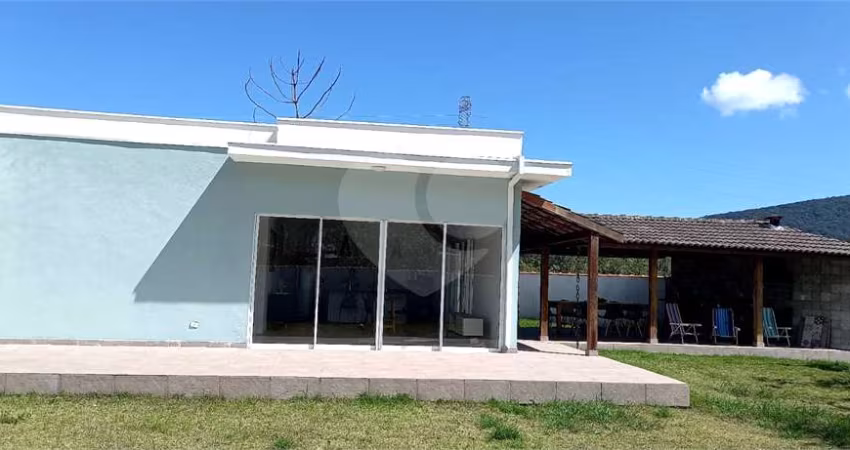 Casa térrea com 3 quartos à venda em Sapé - SP