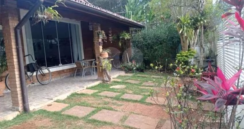 Casa com 5 quartos à venda em Itaguá - SP