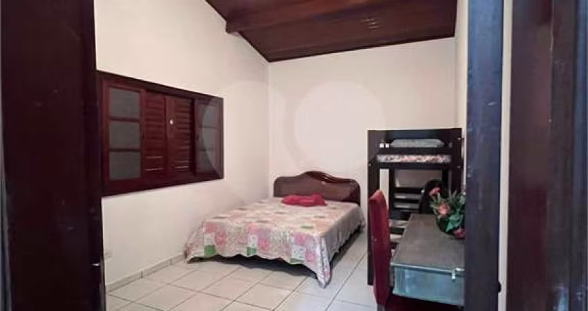 Casa com 2 quartos à venda em Jardim Casa Branca - SP