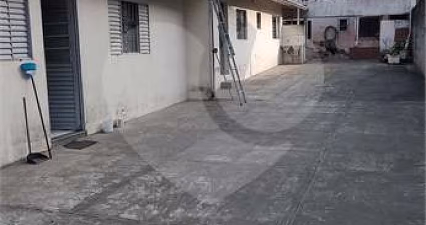 Casa com 2 quartos à venda em Jardim Casa Branca - SP