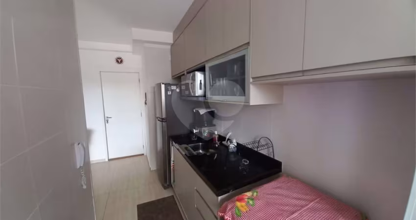 Apartamento com 2 quartos à venda ou para locação em Martim De Sá - SP