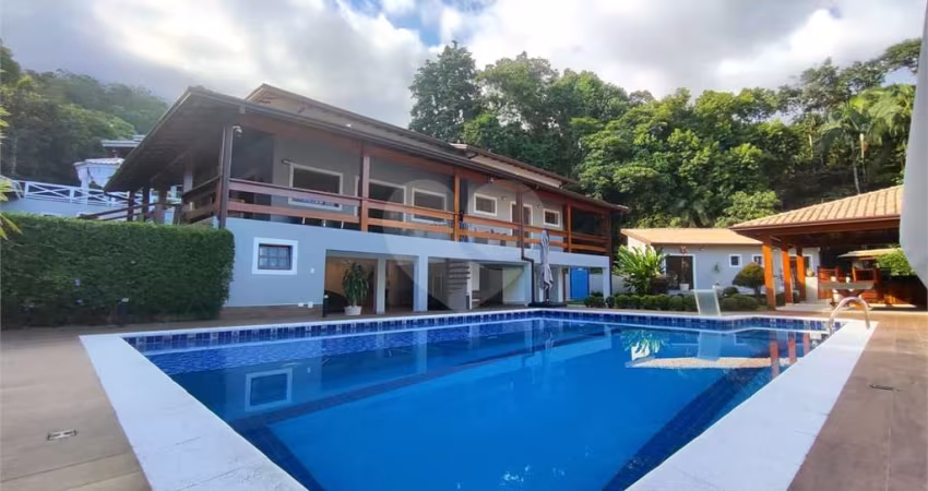 Casa com 5 quartos à venda em Park Imperial - SP
