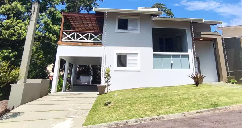 Sobrado com 4 quartos à venda em Park Imperial - SP