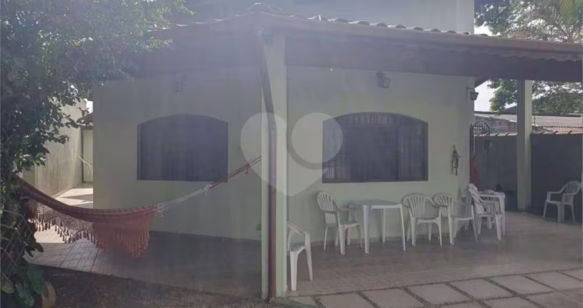 Casa térrea com 3 quartos à venda em Pontal De Santa Marina - SP