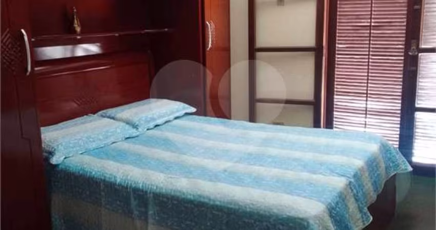 Sobrado com 2 quartos à venda em Martim De Sá - SP