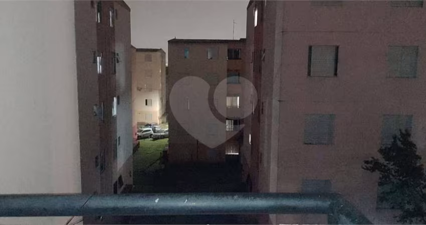 Apartamento com 2 quartos à venda em Jardim Alzira Franco - SP