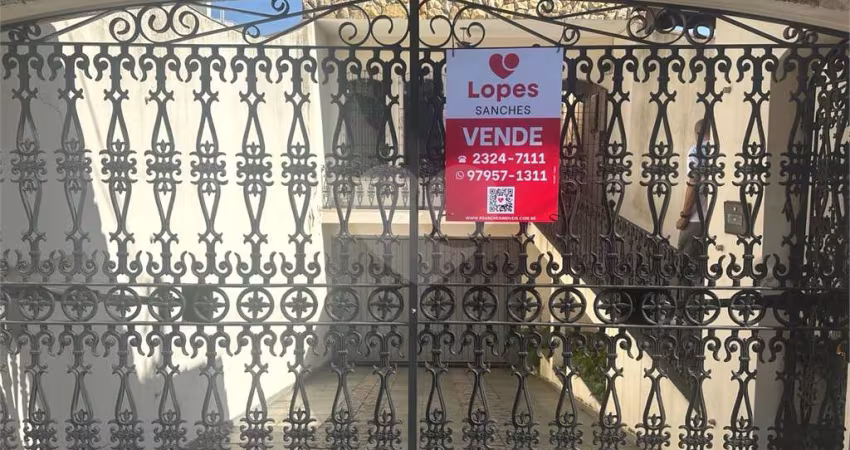 Sobrado com 4 quartos à venda em Utinga - SP
