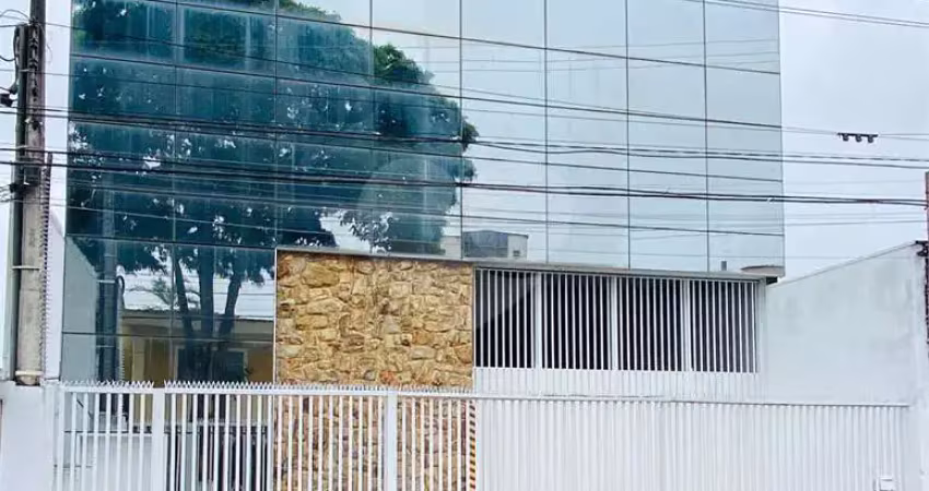 Barracão / Galpão / Depósito à venda na Vila Sacadura Cabral, Santo André 