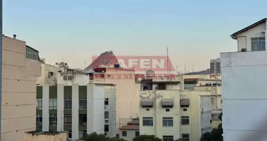 Apartamento com 2 quartos à venda na Rua Pedro Américo, Catete, Rio de Janeiro