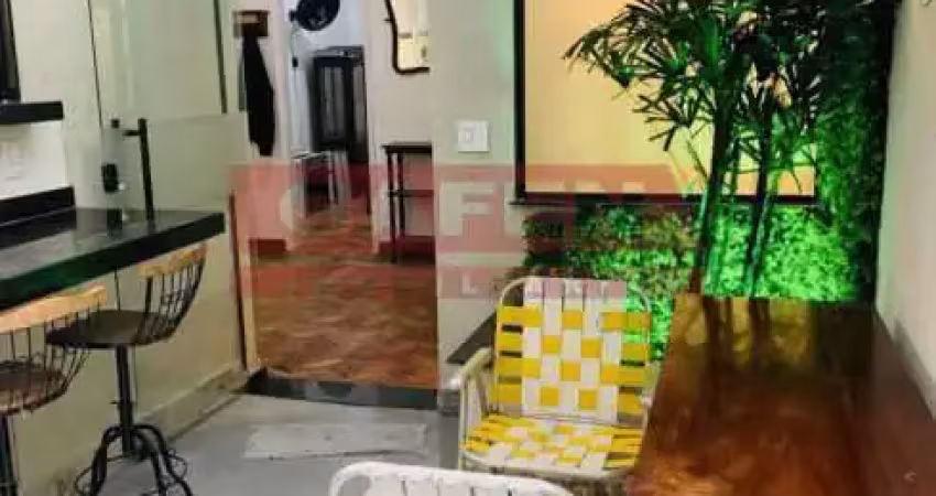 Apartamento com 2 quartos para alugar na Rua Otávio Correia, Urca, Rio de Janeiro
