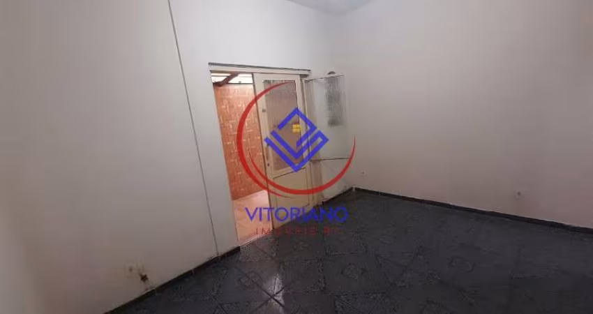 APARTAMENTO TRÊS QUARTOS TÉRREO Á VENDA EM BENTO RIBEIRO!