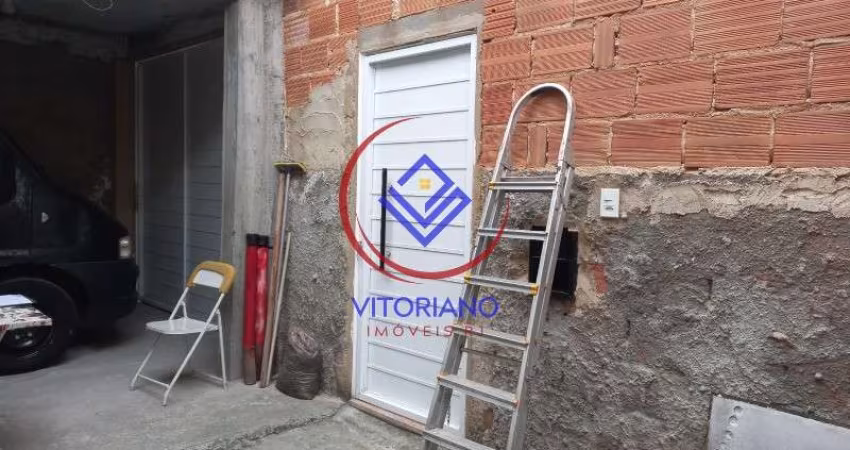 CASA DOIS QUARTOS Á VENDA EM CAMPINHO!