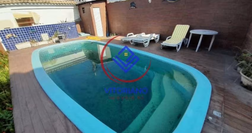 CASA TRIPLEX COM CINCO QUARTOS E DUAS PISCINA Á VENDA EM OSWALDO CRUZ!