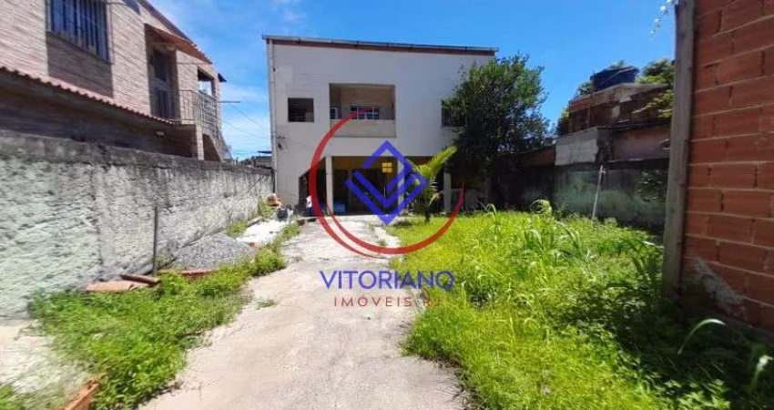 CASA COM TERRENO Á VENDA EM NOVA IGUAÇU!