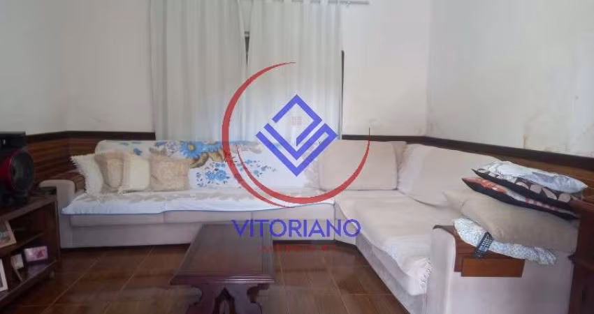 CASA DOIS QUARTOS Á VENDA EM SANTA CRUZ!