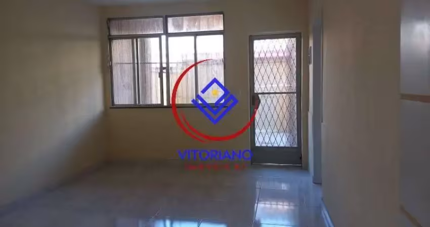 Casa com 2 quartos para alugar na Rua Capitão Couto Menezes, 171, Madureira, Rio de Janeiro