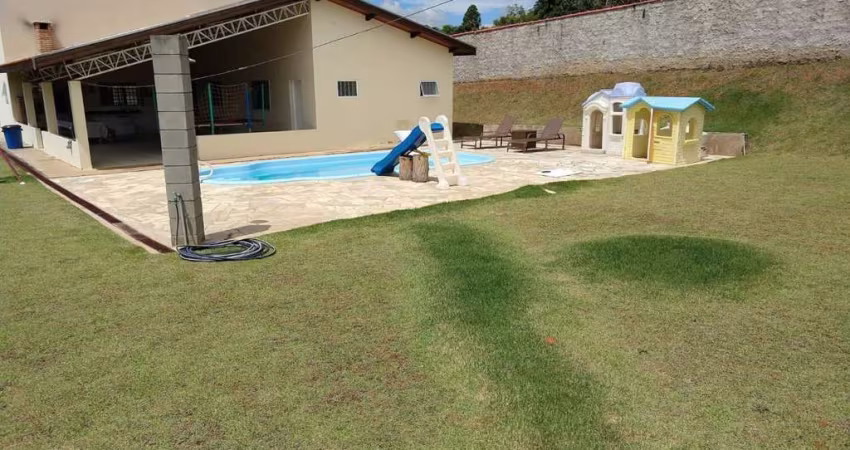 CHACARA COM 2300 METROS, AREA GOURMET, PISCINA, POMAR - BAIRRO RECONQUISTA