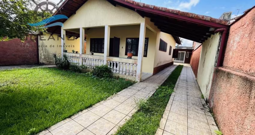 Casa para Venda em Bertioga, Indaiá, 3 dormitórios, 1 suíte, 3 banheiros, 4 vagas