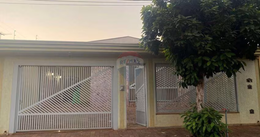 Casa para alugar com 3 Quartos, 300m² - Sumarezinho - Jardim Sumaré