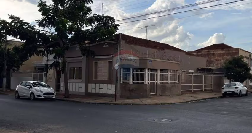 Casa com 2 quartos à venda -169m2- Na Rua Conde Francisco Matarazzo 613, Campos Elísios,