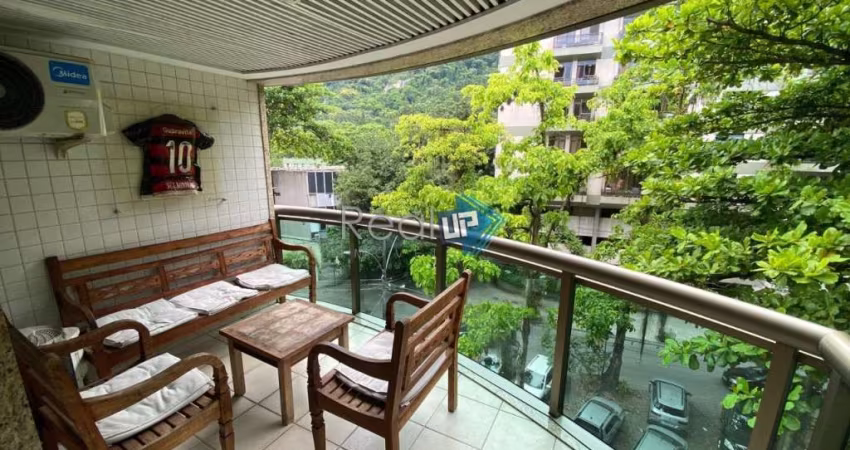 Prédio com 1 sala à venda na Avenida Borges de Medeiros, Lagoa, Rio de Janeiro