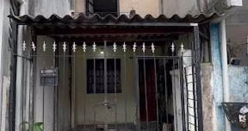 Sobrado com 2 dormitórios para alugar por R$ 1.000,00/mês - Jardim Wilma Flor - São Paulo/SP