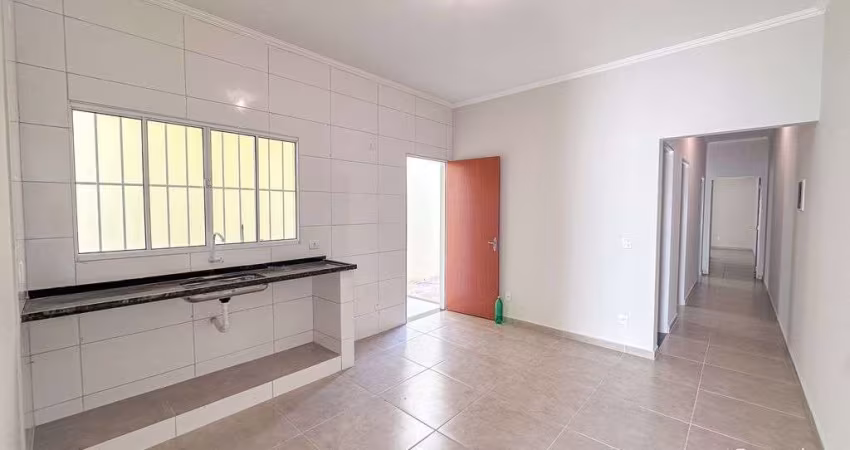 Casa nova com 03 quartos à venda no bairro Ipanema