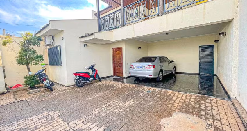 Casa com 4 quartos e 3 suítes