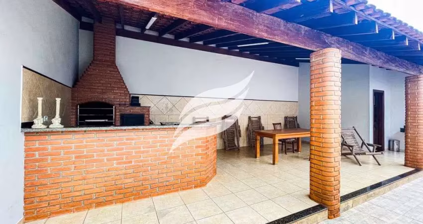 Casa ampla com 2 quartos à venda no Bairro Umuarama