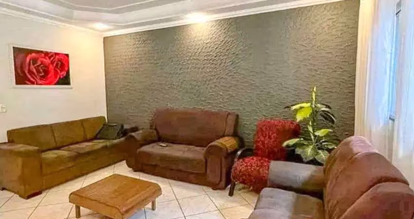 Casa com suíte à venda no bairro Vila Aeronáutica