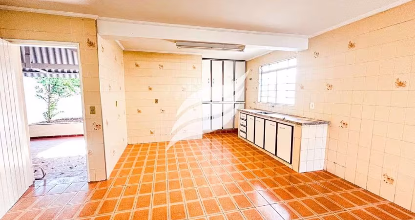 Casa 3 quartos à venda no Bairro Casa Nova