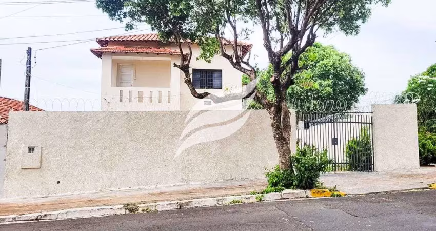 Sobrado 02 suítes à venda na rua tiradentes em araçatuba