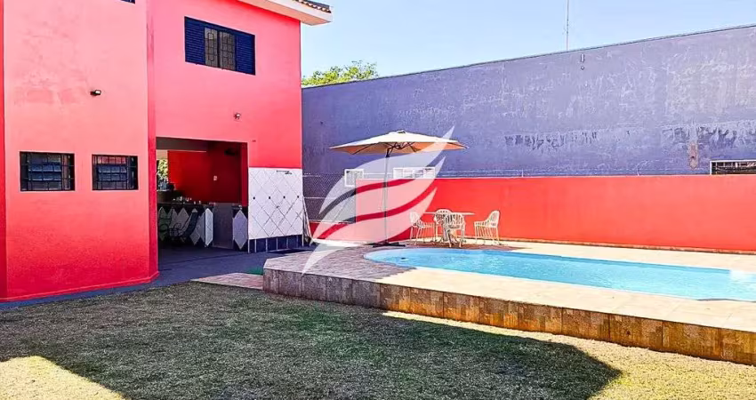 Rancho com 02 suítes e piscina à venda no condomínio copacabana