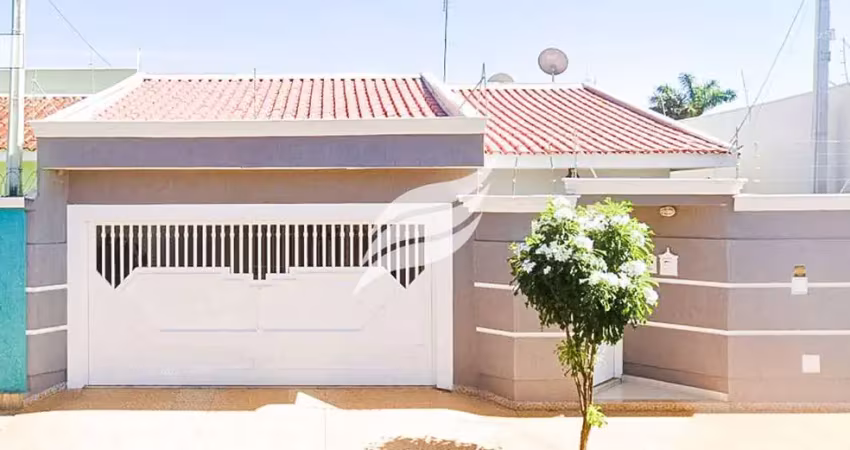 Casa com 3 quartos à venda na Rua Domingos Boregio, 01, Presidente, Araçatuba