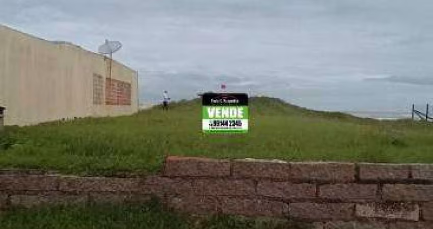 Terreno pé na areia, no centro, 300M² 12 X 25, raridade