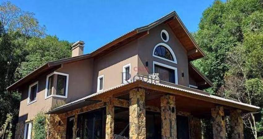 Casa à venda no Condomínio Saint Moritz em Gramado/RS!