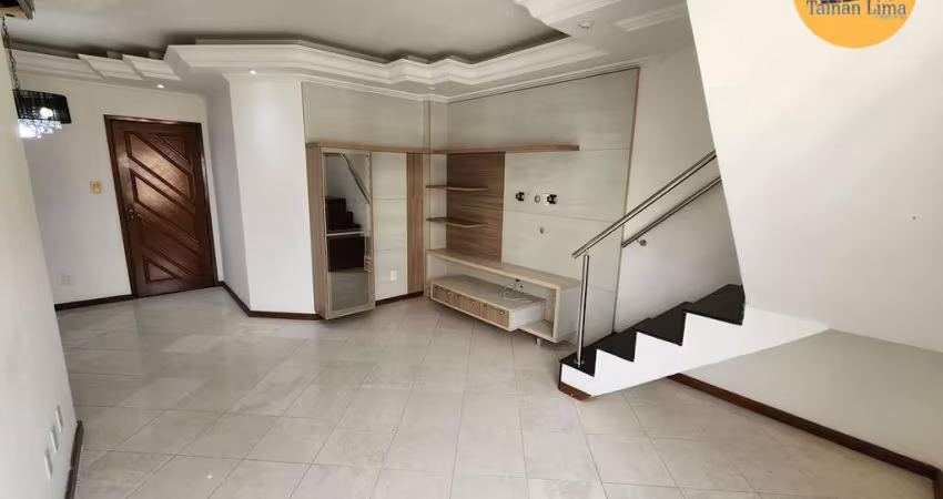 Apartamento Cobertura Duplex no Imbui, com 3 dormitórios, sendo 2 suítes, com  piscina privativa e rua sem saida