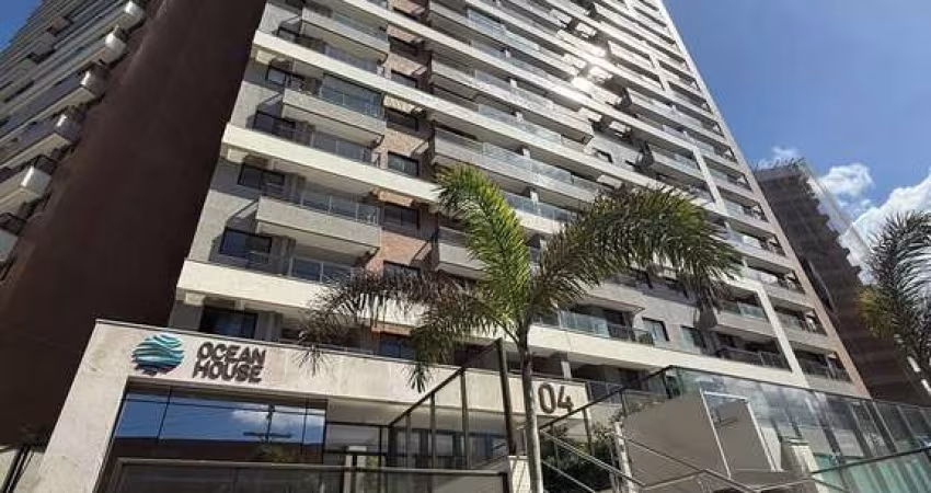 Apartamento na orla de Jaguaribe, vista mar, prédio novo, com 1/4, podendo financiar.