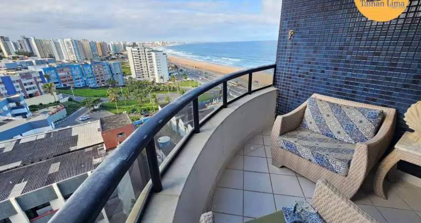 Apartamento cobertura na orla, frente mar, em jardim armação, com 2 suites, reformado, com piscina privativa.